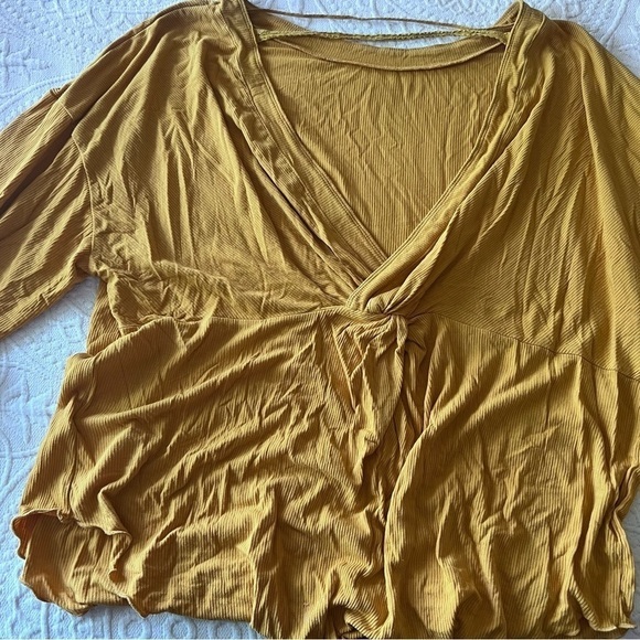FREE PEOPLE Shimmy Shake‎ Twist Back Top Small Mustard Burnt Yellow - Picture 6 of 7